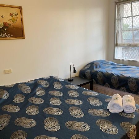 Beaconsfield Lodge Motel Bagian luar foto