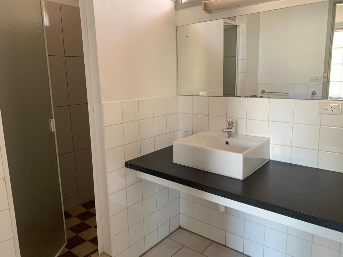 Beaconsfield Lodge Motel Bagian luar foto