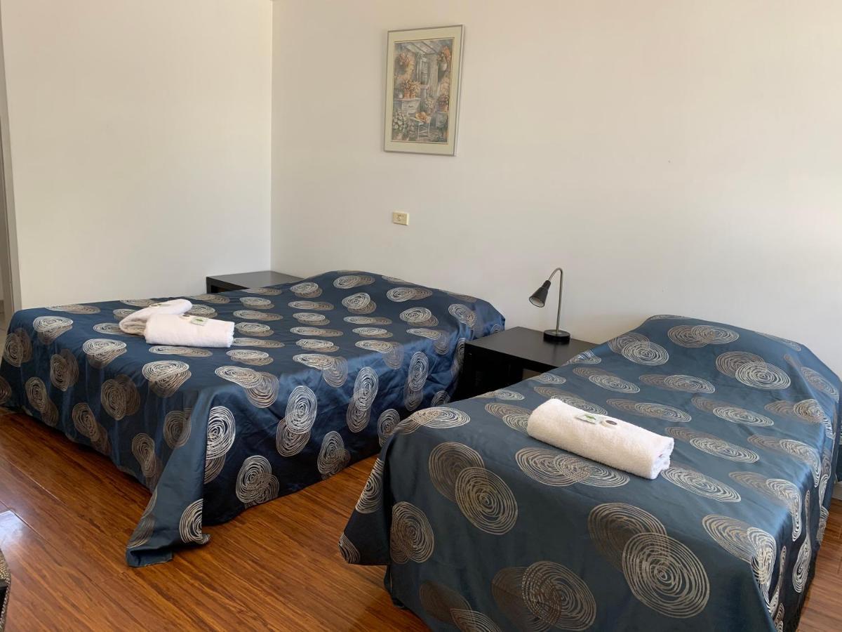 Beaconsfield Lodge Motel Bagian luar foto