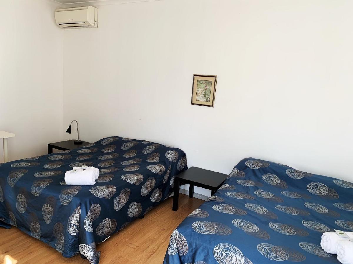 Beaconsfield Lodge Motel Bagian luar foto
